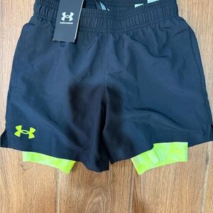 NWT - Under Armour Kids Black and Neon Green Shorts - boys small